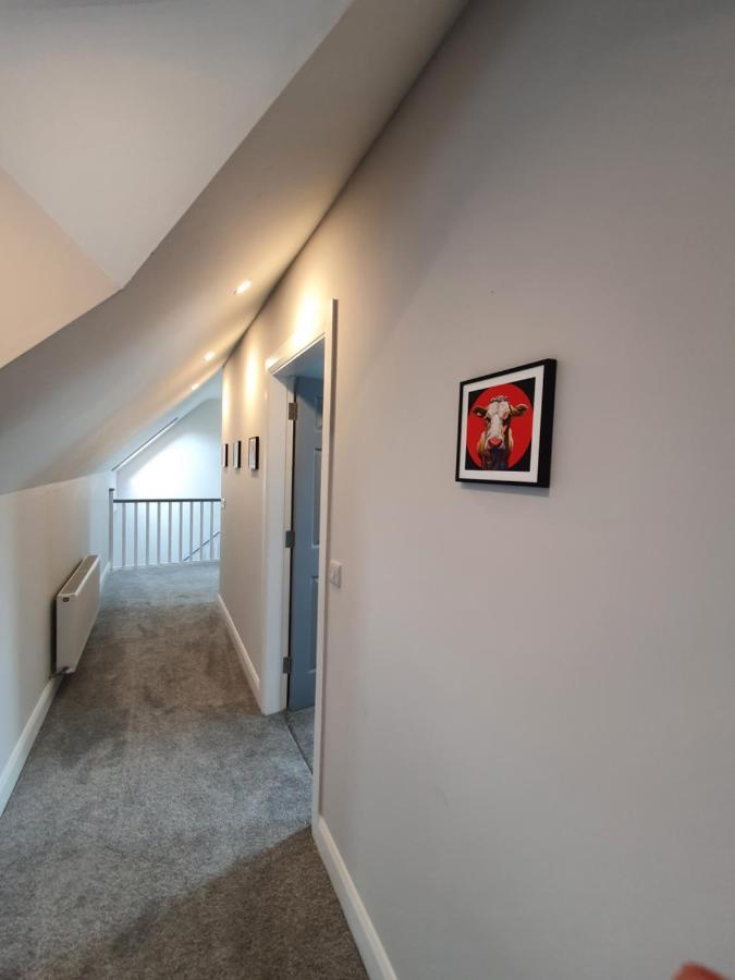 N0 2 Greystones Clock Tower Lodge Leap Экстерьер фото