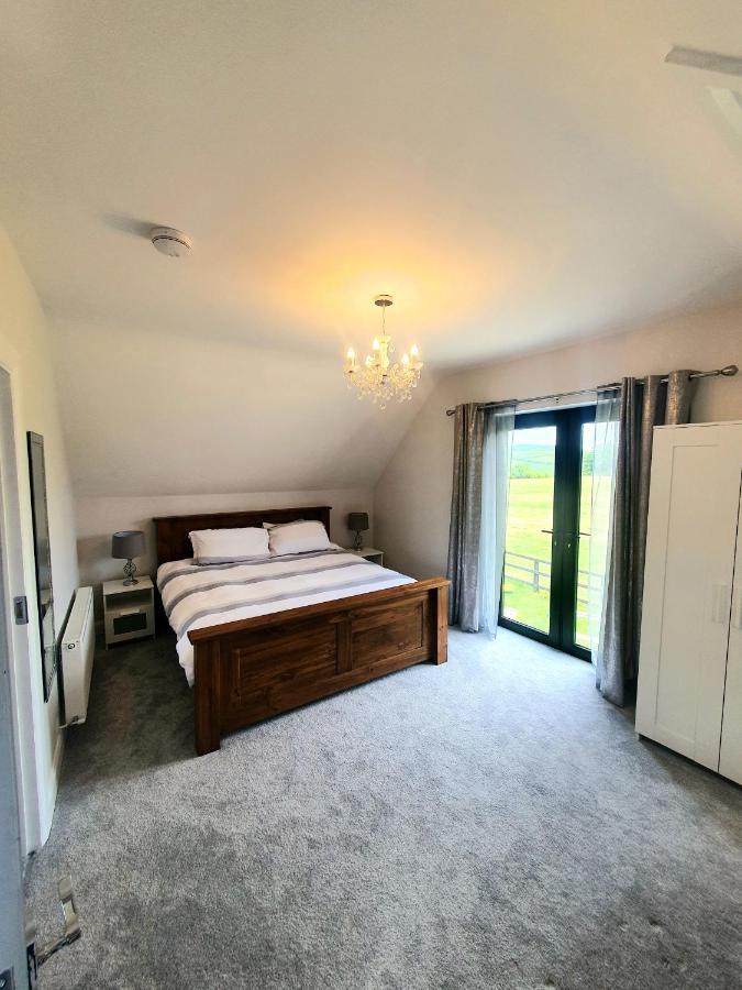 N0 2 Greystones Clock Tower Lodge Leap Экстерьер фото