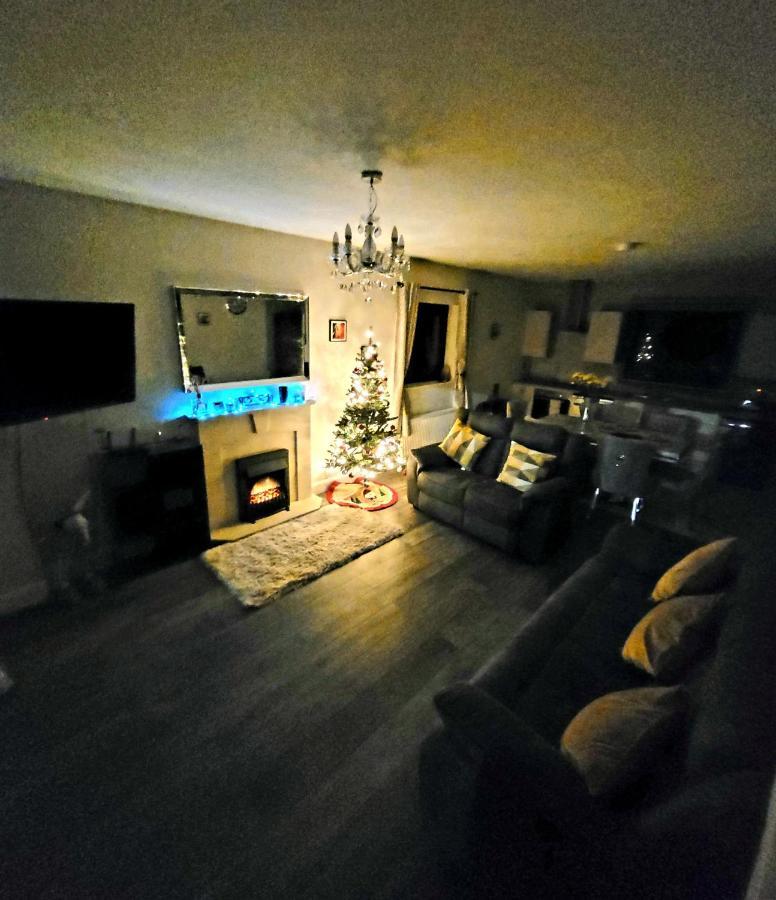 N0 2 Greystones Clock Tower Lodge Leap Экстерьер фото